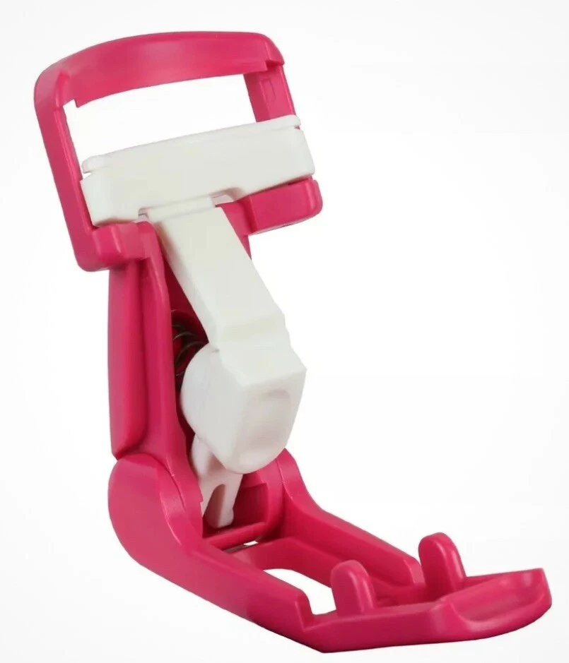 Seki Edge Folding Eyelash Curler, Lightweight , Free Ship & Free Refill Cushion - Image 3 of 3