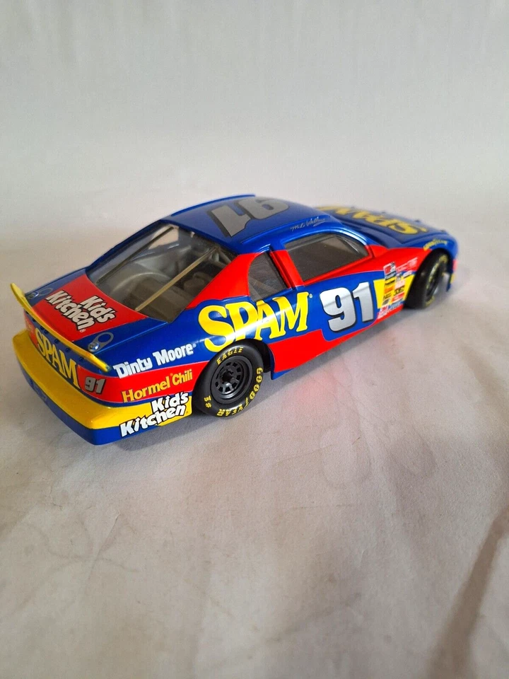Mike Wallace # 91 SPAM Monte Carlo 1:24 die cast from Revell - Image 3 of 4