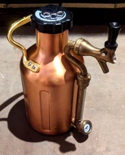 Growler Werks 64 oz Beer Dispenser and Carbonator Home Brew Copper Keg