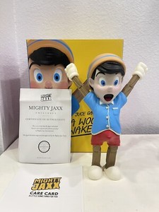 Figurine Pinocchio Mighty Jaxx - Porcelaine Gold Chrome Edition - Neuve