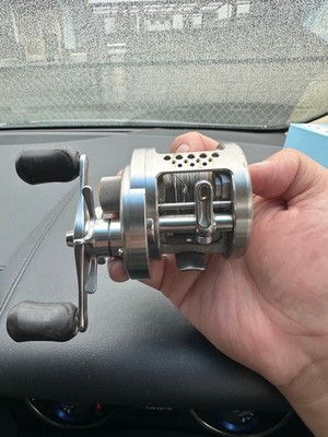 Shimano Calcutta Conquest 200DC Baitcasting Reel Metal Handled DC