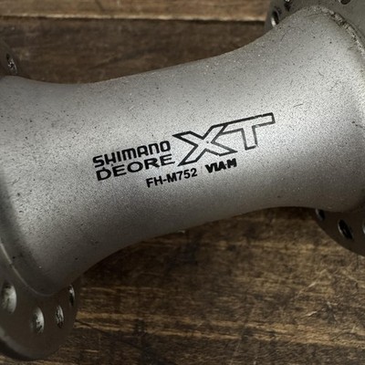 Vintage Shimano Deore XT FH-M752 Rear Hub 32H QR 135mm Silver MTB