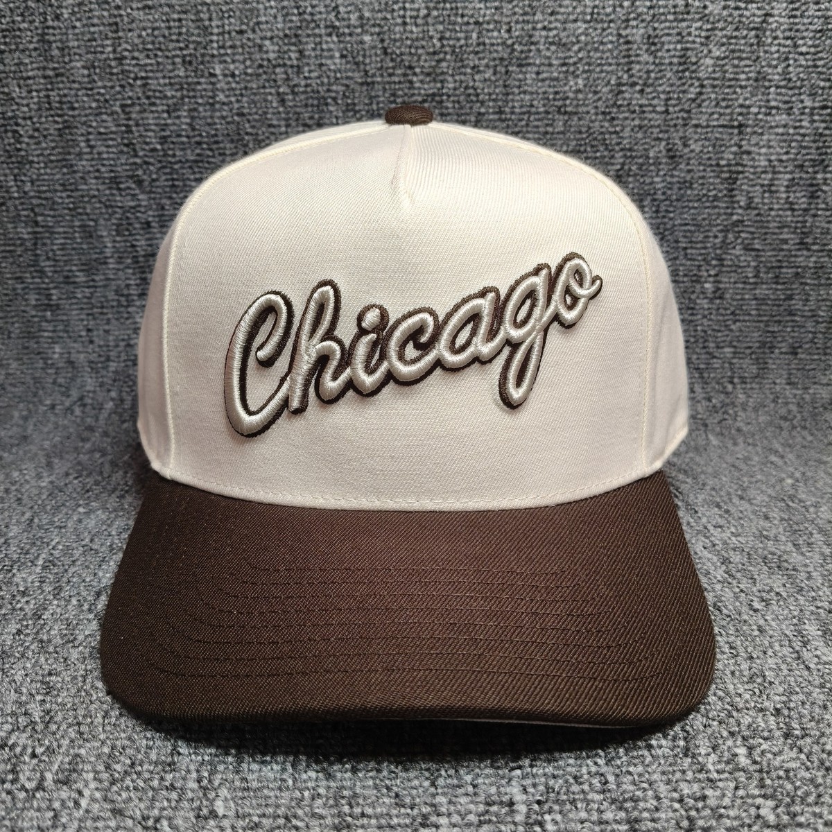 Mitchell & Ness Chicago Snapback Curved Brim White Brown One Size Hat
