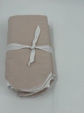 New w/ Small Flaw, Pottery Barn Baby SCALLOP European Linen Scallop Crib Skirt