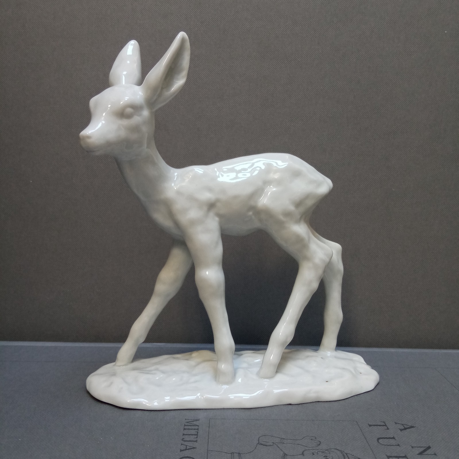 Schaubach Kunst Germany, Deer Fawn #1171, White Porcelain Figurine