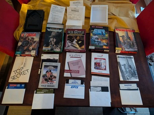 Commodore 64 Computer 5 Game Lot Hostage Sub Battle Skyrunner Airborne Ranger Et