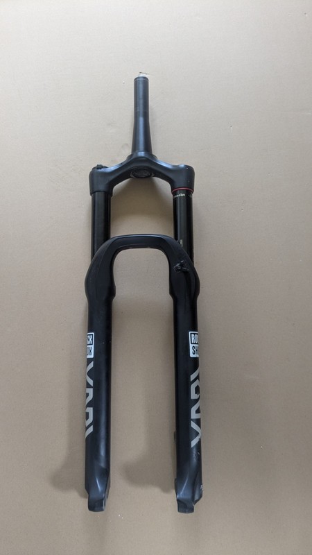Rockshox Yari RC Debonair Suspension Fork 29", 160mm Travel, 15x110mm Boost