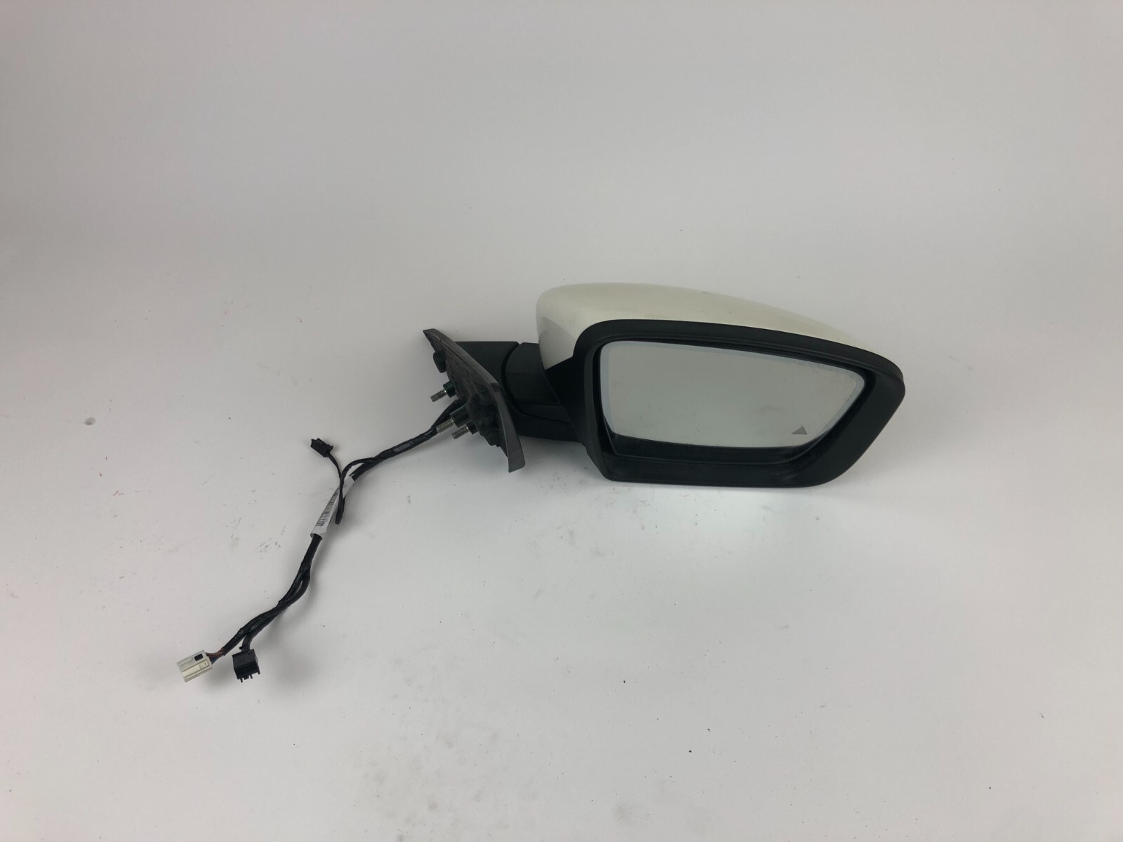 Maserati Levante Front Right Door Side Rear View Mirror w/ Blind Spot 670063011