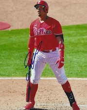 Signed 8x10 JHAILYN ORTIZ Philadelphia Phillies Autographed photo - COA 