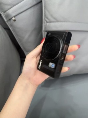 Canon Digital Camera PowerShot SX610 HS 18x Optical Zoom with