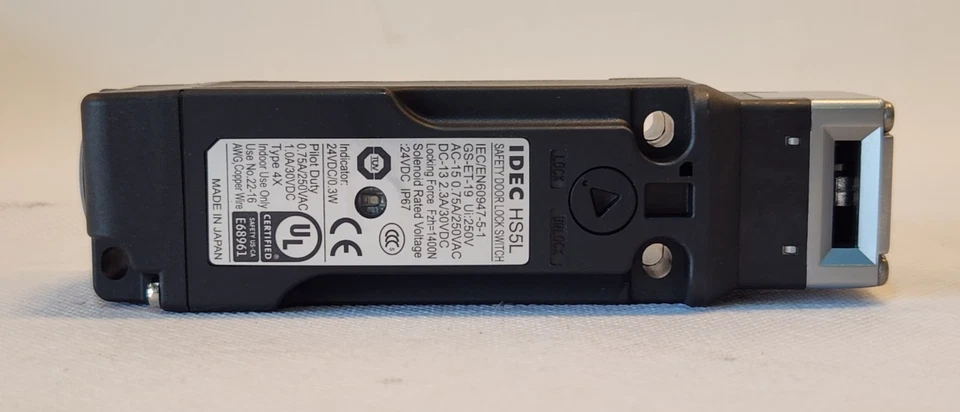 New IDEC HS5L-VD44M-G Safety Door Lock Switch (replaces HS5E-VD4) - Image 2 of 4