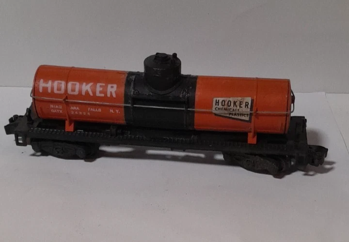 Vintage American Flyer 24324 Hooker Tank Car-As Is - Image 4 of 4