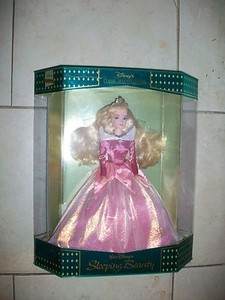 muñecas de disney store