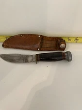 Vintage Marbles Gladstone Michigan USA knife with leather holder 