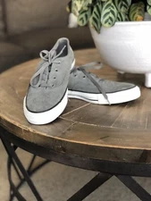 Men’s Genuine Suede Converse Tennis Shoes. Size 8 (Women’s Size 10)