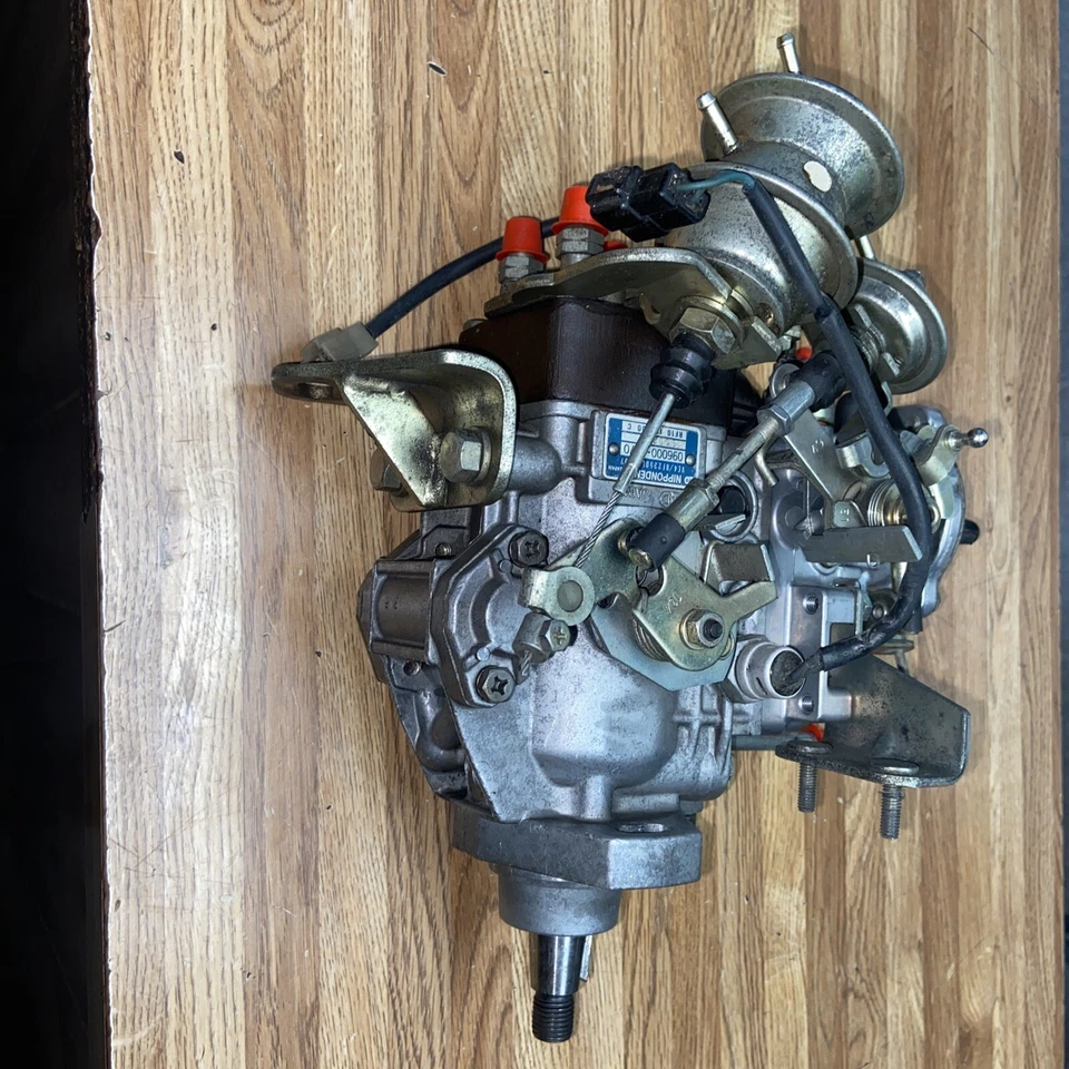 Bomba de inyección de combustible diésel 096000-0970 reconstruida Ford Escort, Tempo, Topacio, Lynx Foto 3 de 4