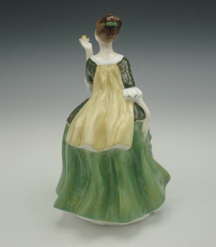 ROYAL DOULTON ENGLAND BONE CHINA FLEUR HN 2368 FIGURINE VINTAGE - Picture 6 of 12