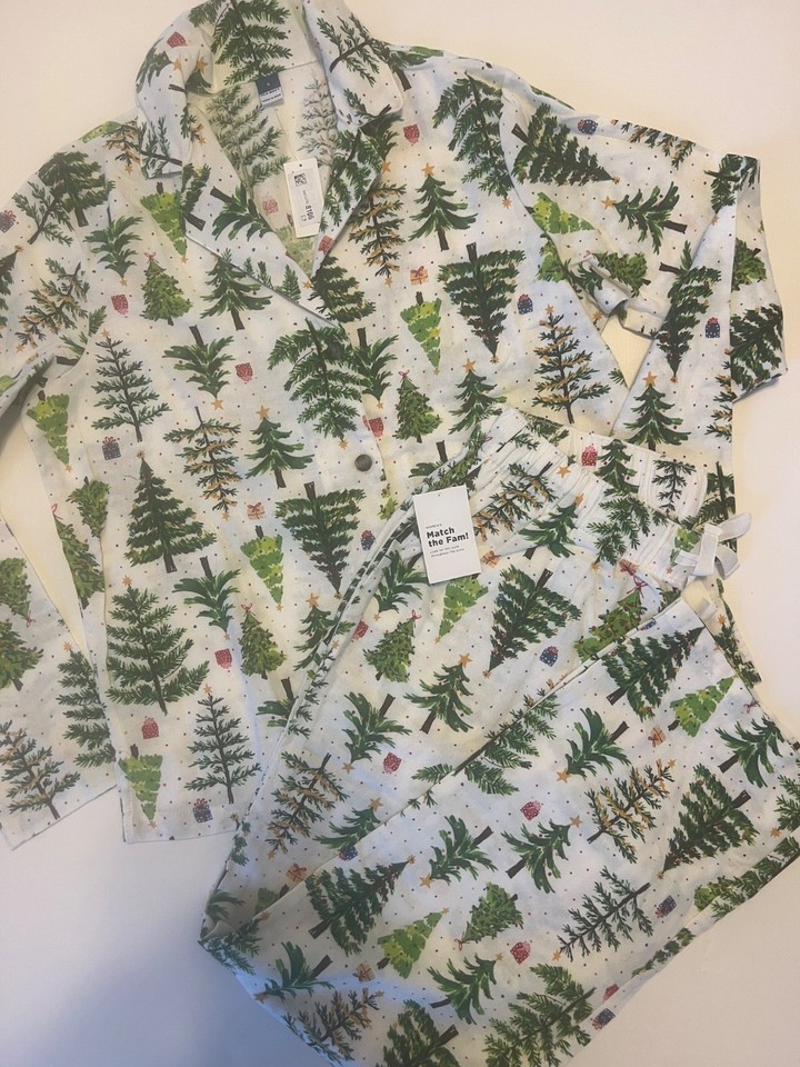 Old Navy Christmas Tree Pajamasnull