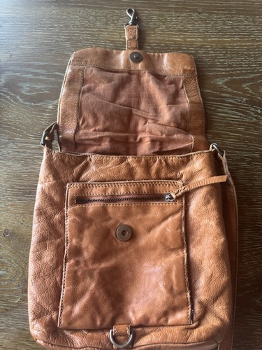 Frye & Co Brown Leather Crossbody Bag with Adjustable Strap - Picture 4 of 8