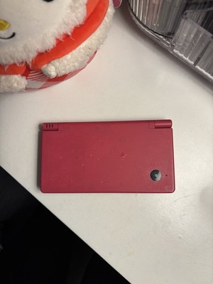 Nintendo DSi Red Handheld Console Built-In Microphone & Camera TWL-001(USA)