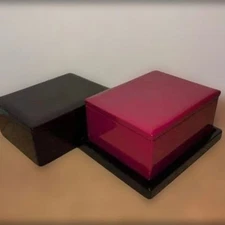 Black lacquered smer genuine vermilion