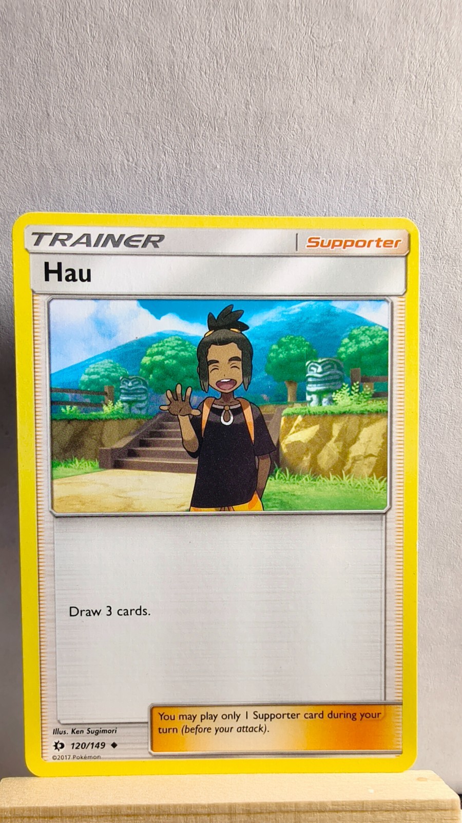 Hau [MP] - Pokemon TCG Sun and Moon Base Set 120/149 [Uncommon]