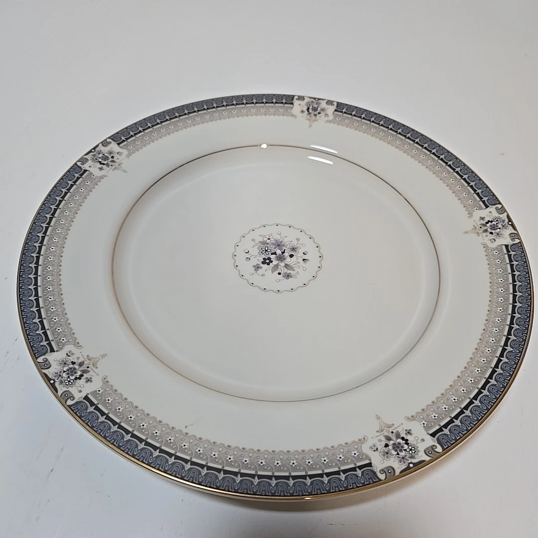 Mikasa 『Grande Ivory L5504 Tropez』　食器20点 Amazon.com | Mikasa Grande Ivory L5504 Tropez Tea / Coffee Cup