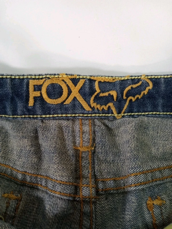 Fox Racing Denim size 9 (waist 29) low Rise Jean Shorts Women's Style #50592 - Image 4 of 4