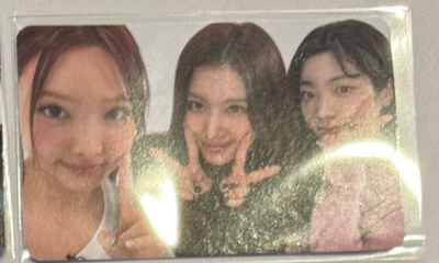 TWICE LUCKY DRAW SOUNDWAVE THIS IS FOR POB PHOTOCARD CONFETTI