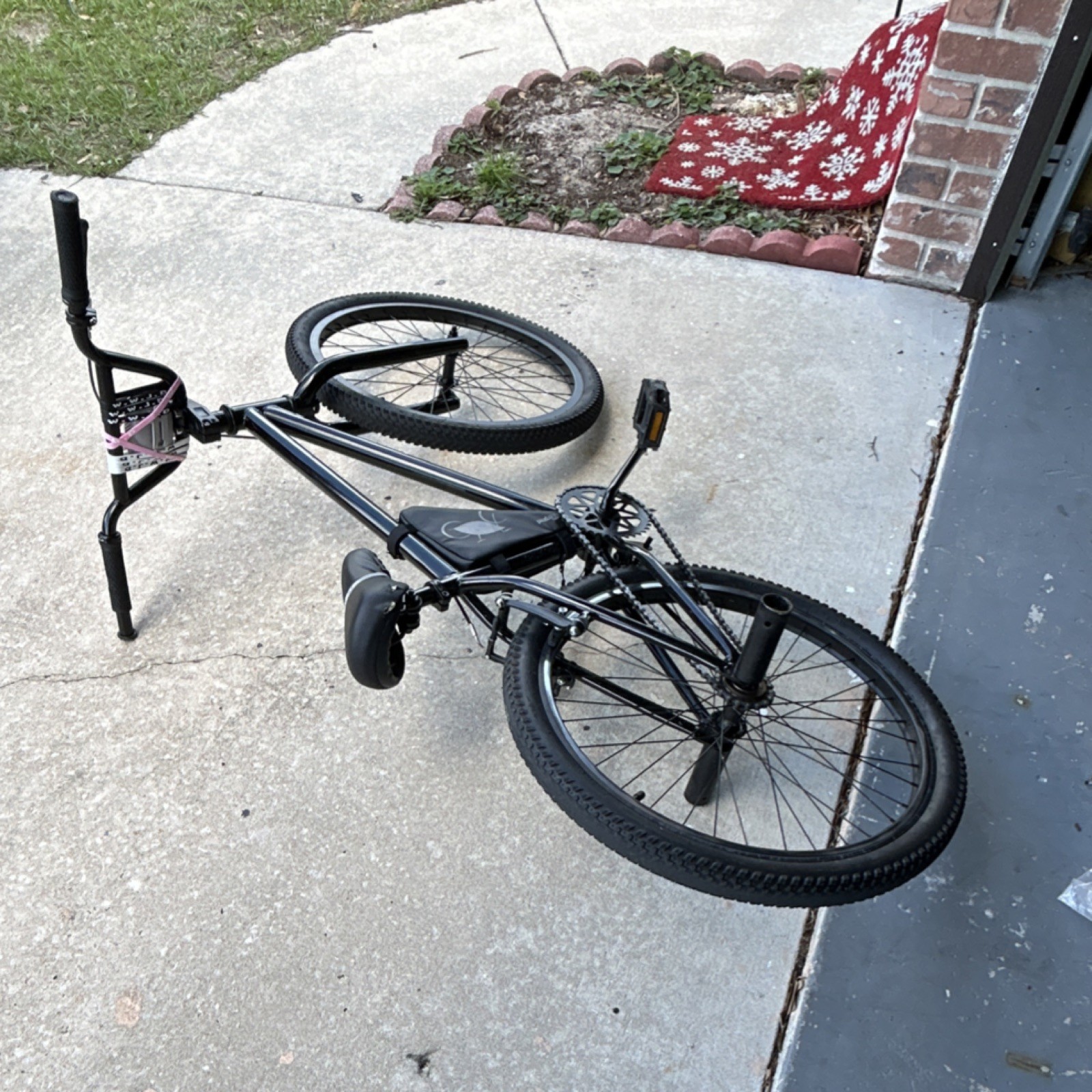 wheelie bike, good brakes, needs new tires and just a good trick bike.