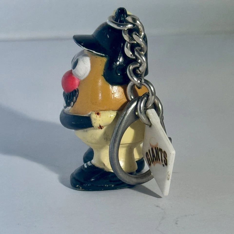 Mr. Potato Head Keychain San Francisco Giants MLB Hasbro 2013 2" Figure - Image 3 of 4