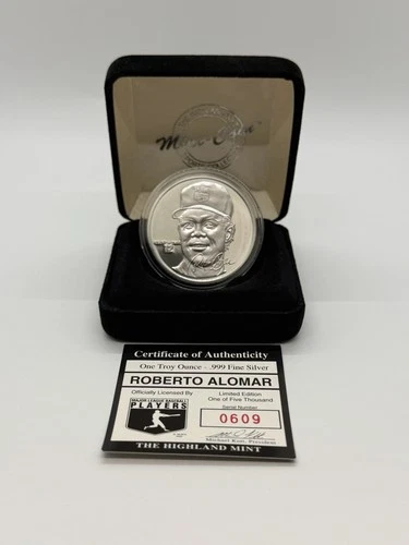 Roberto Alomar MLB Baseball One Troy Ounce .999 Fine Silver Round /5,000
