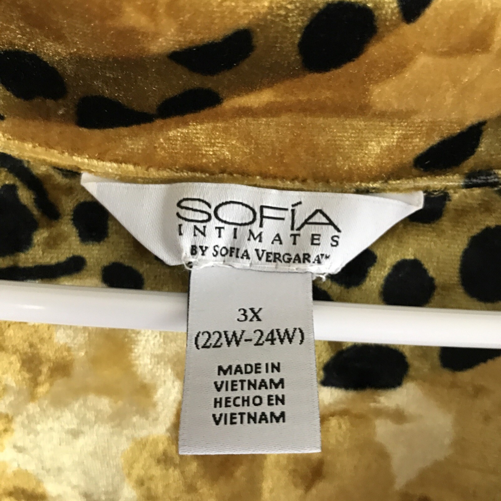 Sofia Intimates Pajama Set Leopard Print Top 3X a… - image 4