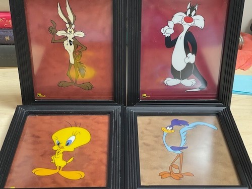 Lot of 4 Authentic Images Animation Sericels Coyote Road Runner Tweety Cat DS30