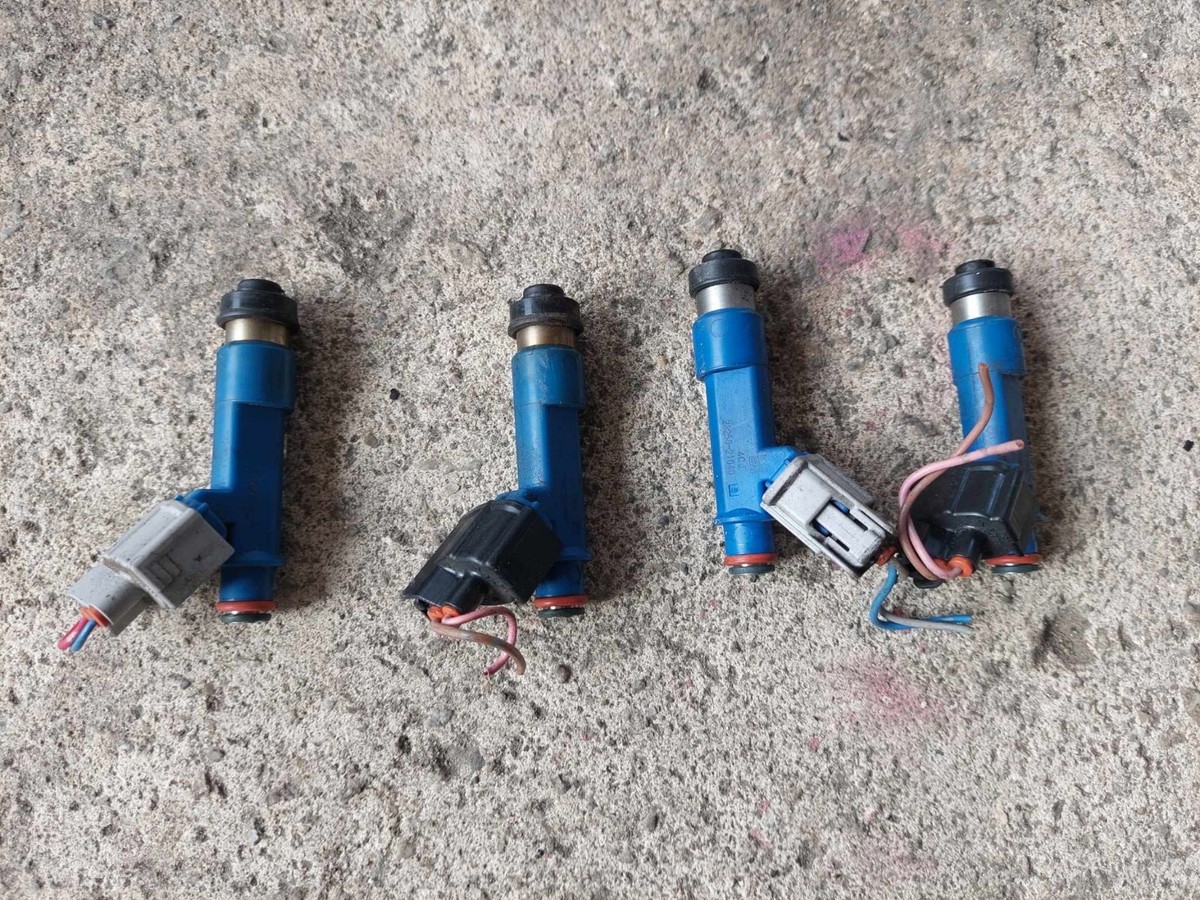 ピヨ Aisin Toyota Fuel Injectors Injector 1NZ 28250-21040 Yaris Corolla