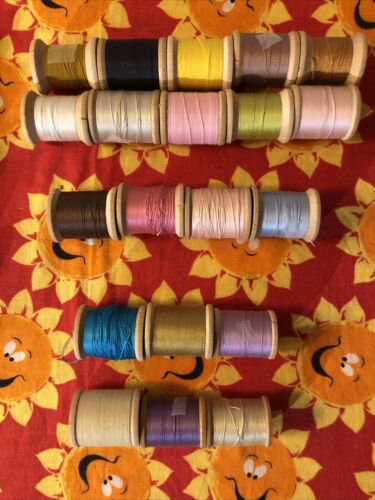 Vtg Wood Spool Thread Lot Of 54 Belding Corticelli, Coats & Clark, Star, Talon - Picture 10 of 14
