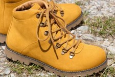 Scarpe da trekking Birkenstock Jackson donna ocra scamosciate stivali larghezza normale