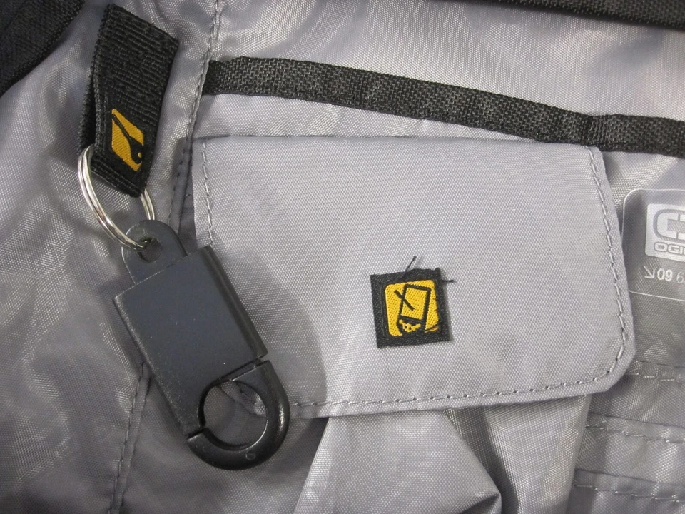 Bolso clásico para portátil OGIO B8 - negro Foto 4 de 4