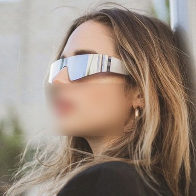 Trendige Sonnenbrille mit UV-Schutzgläsern für Outdoor und Reitbegeisterte