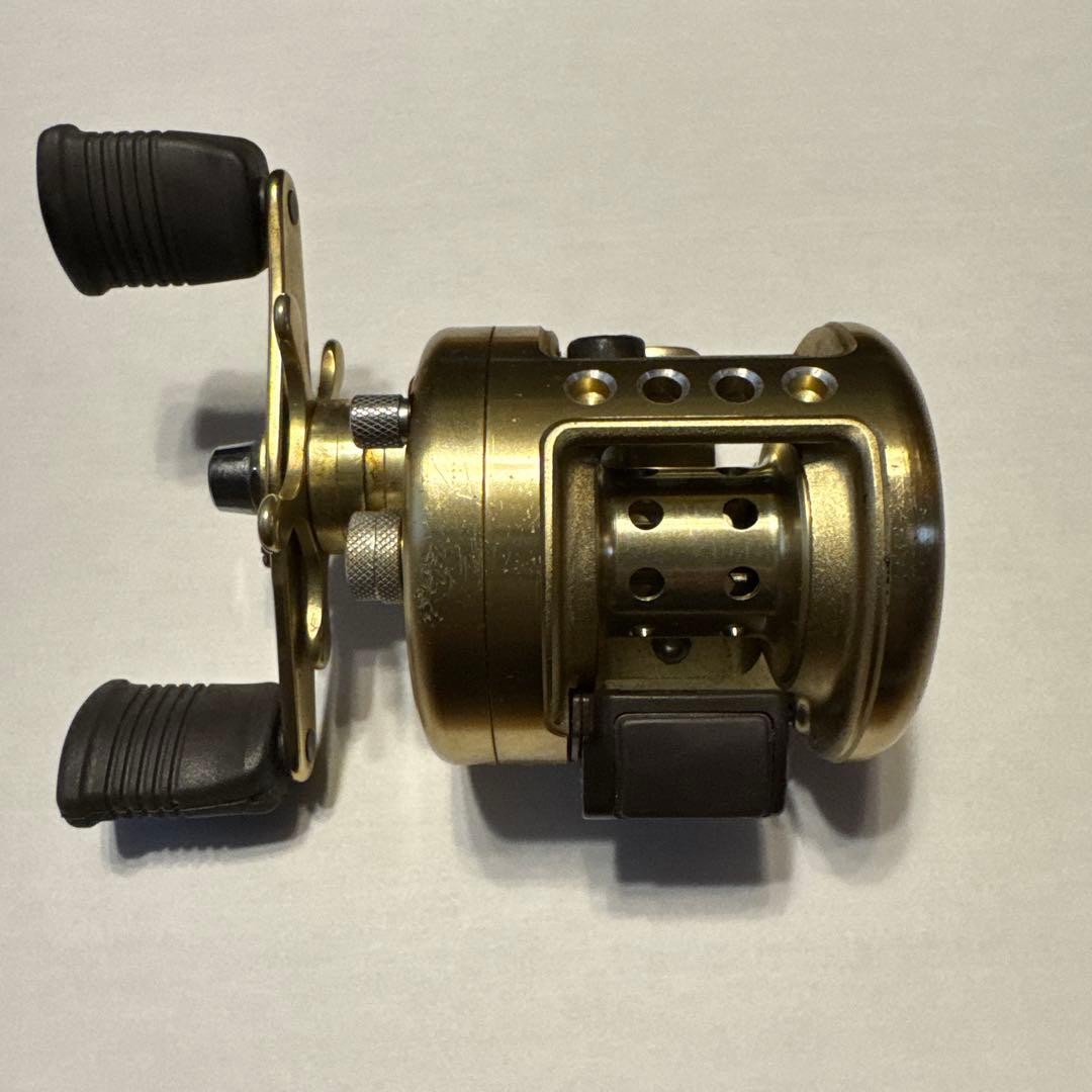 シマノ　カルカッタ51XT 極美品・希少】SHIMANO CALCUTTA カルカッタ 51XT - メルカリ リール