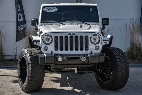 2017-Jeep-Wrangler-Smoky-Mountain