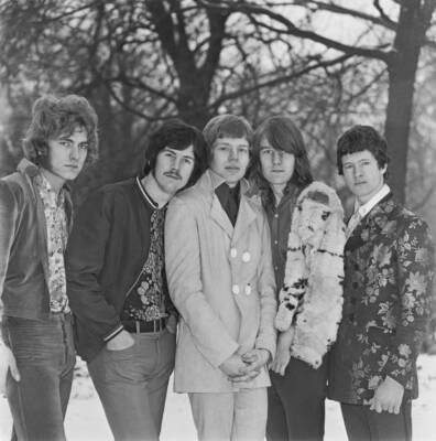 The Band of Joy posed in the grounds of Holland House in Holland P- Old Photo 3