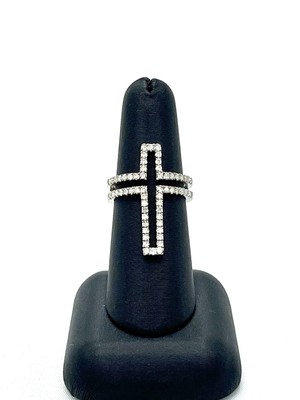 14k White Gold & Diamond Cross Cutout Outline Ring