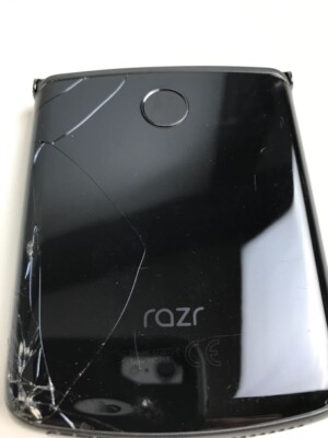 Motorola RAZR XT2071-2 2020 5G 256GB ATT DAMAGED CRACKED 68971