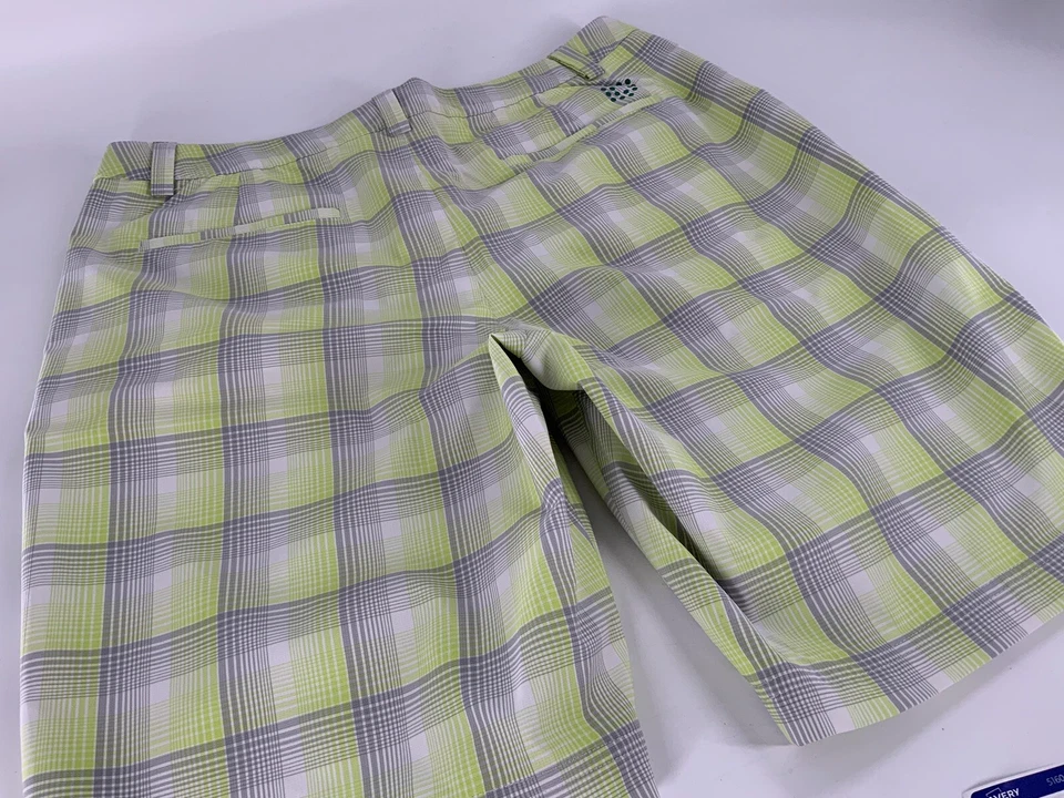 Мужские шорты для гольфа Puma Cell размер 34 неоново-зеленые клетчатые полиэтиленовые плоские спереди как новые YGI D3-1 - Изображение 4 из 4