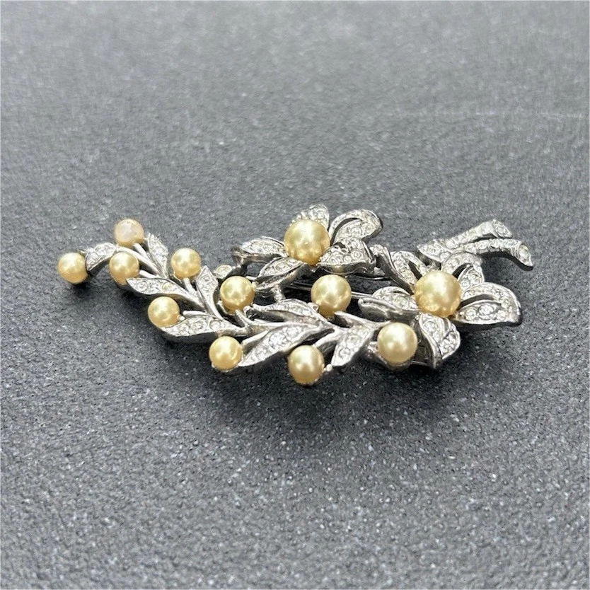 Trifari Fashion Brooches for sale | eBay