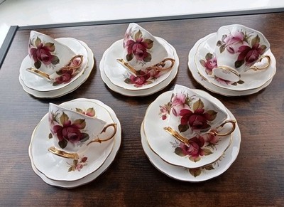 Vintage Royal Imperial 15-teiliges Rosen Teeservice