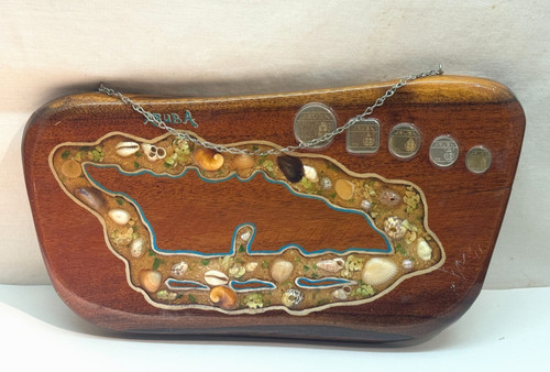 DENNY EMMANUEL  ARUBA SOUVENIR WALL ORNAMENT WOODEN PLAQUE COINS SEASHELLS ART