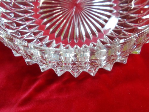 GORGEOUS CRYSTAL BOWL - LOVELY PATTERNS - 19 1/2 cm VERY GOOD CONDITION # C 96 - Picture 5 of 12