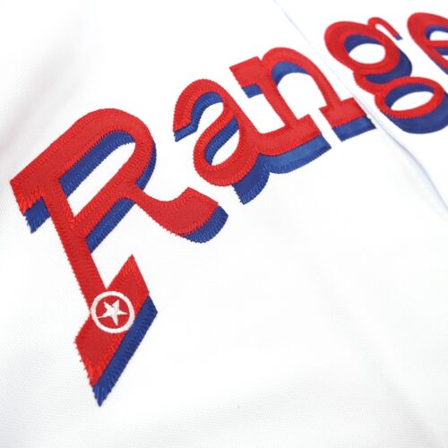 Ivan Rodriguez 1972 Texas Rangers Cooperstown Men's Home White Throwback Jersey - Picture 3 of 7